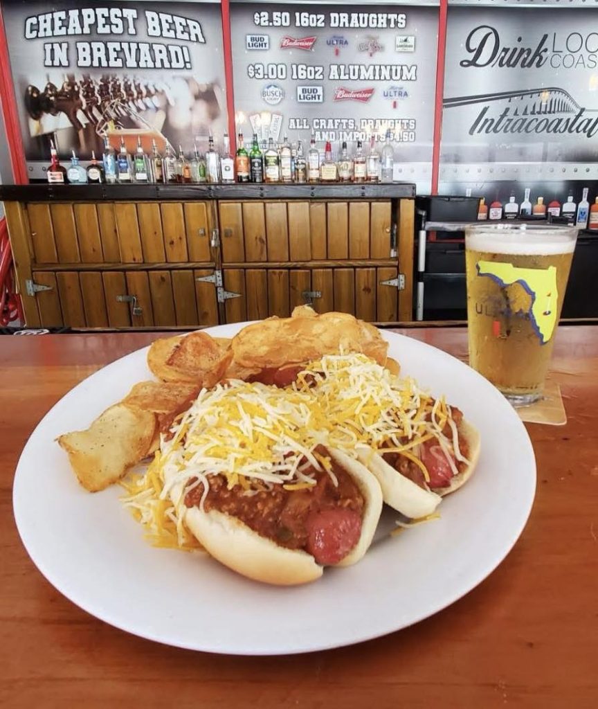 Best Restaurants in Cocoa Village for Watching the Game